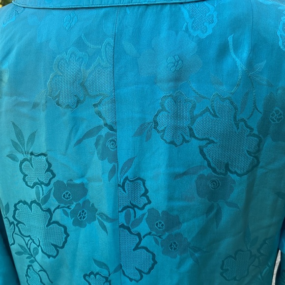 Saks Fifth Ave 100% silk 70’s vintage stunning button down dress or coverup. - Picture 9 of 16